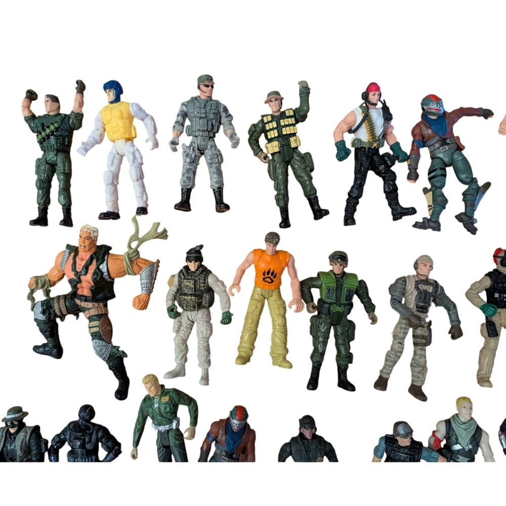 Action Figure Lot Toys Army Men/Soldiers Toys